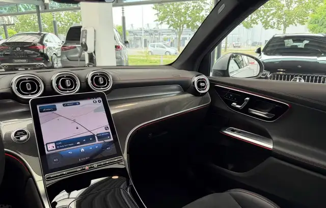 Mercedes-Benz GLC Class view 13