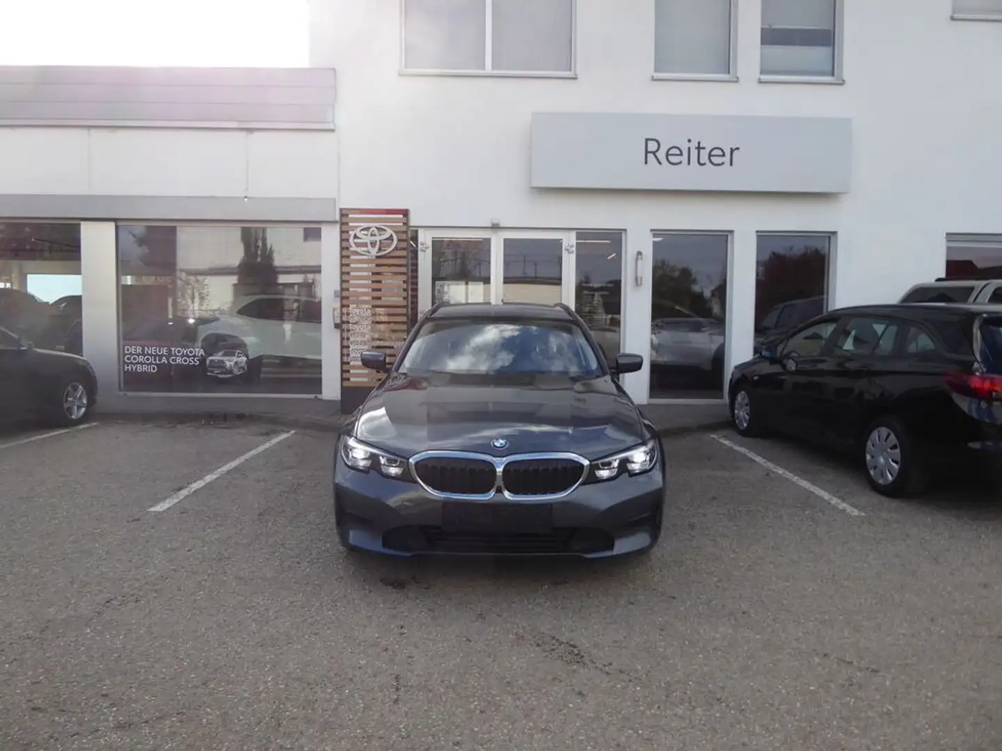 BMW 318 d Touring Aut. *LED*KAMERA*LEDER* Grau - 1