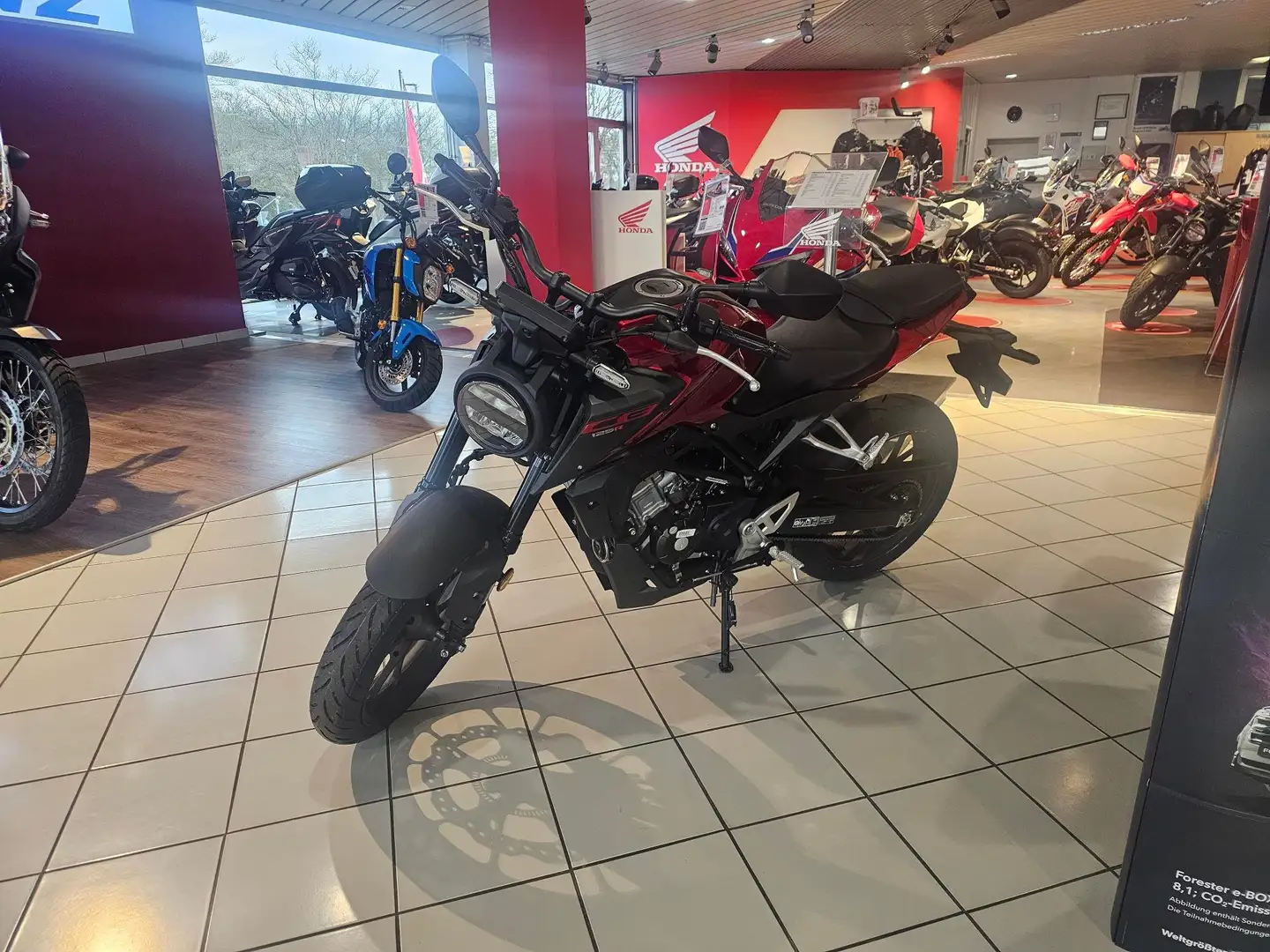 Honda CB 125 R Rot - 1
