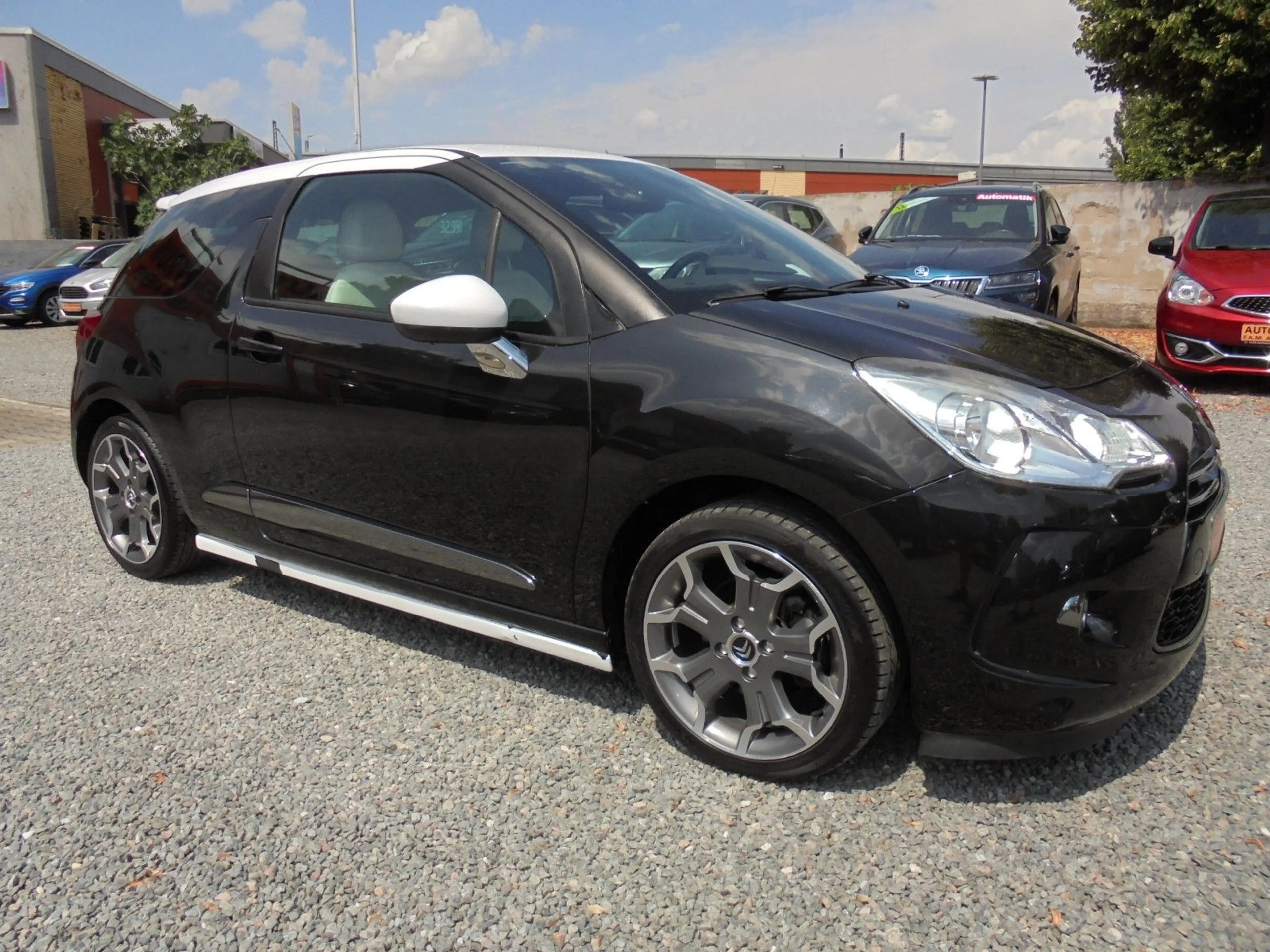 Citroen DS3 Ultra-Prestige — photo 3