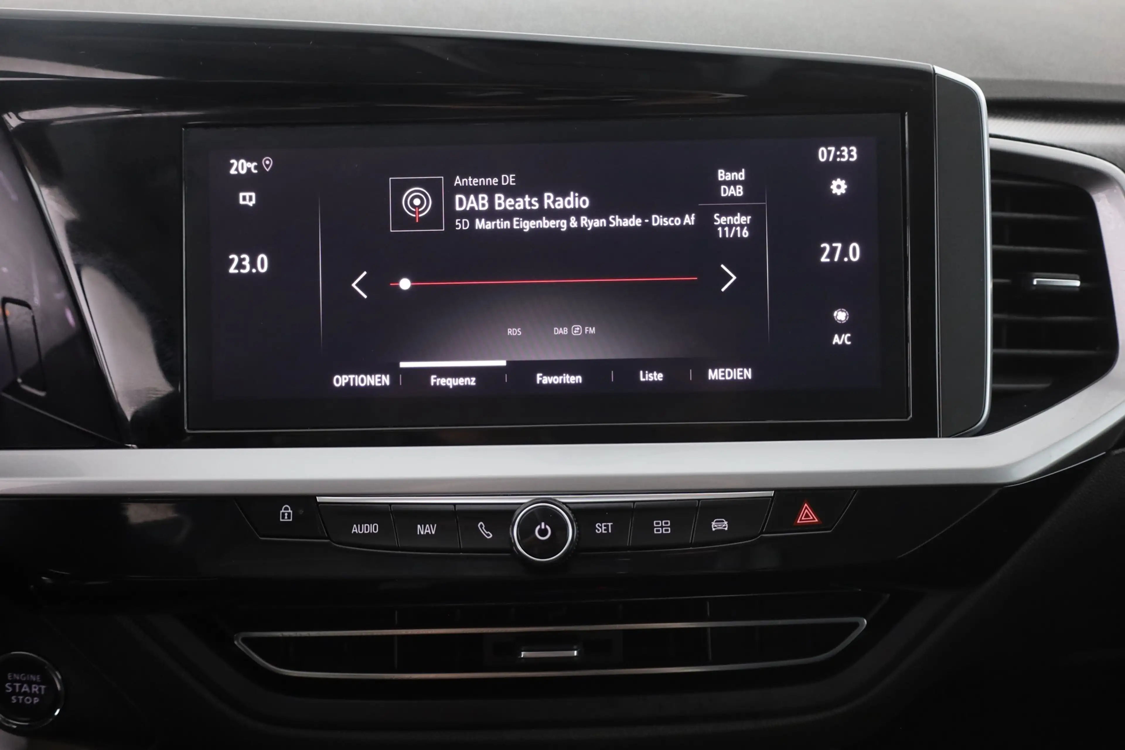Opel Grandland 1.2 Turbo Ultimate LED Navi Leder 360° — photo 11