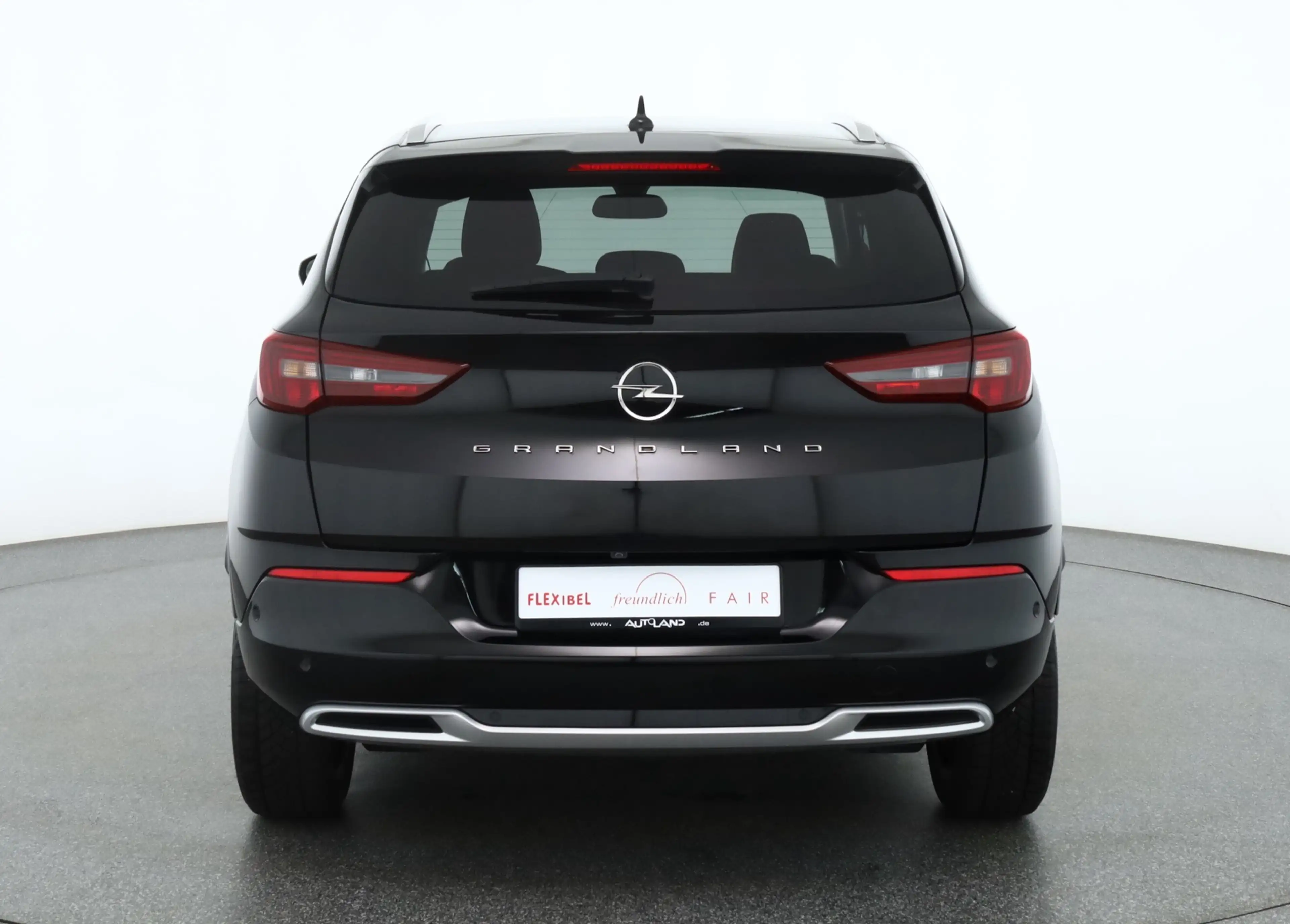 Opel Grandland 1.2 Turbo Ultimate LED Navi Leder 360° — photo 4