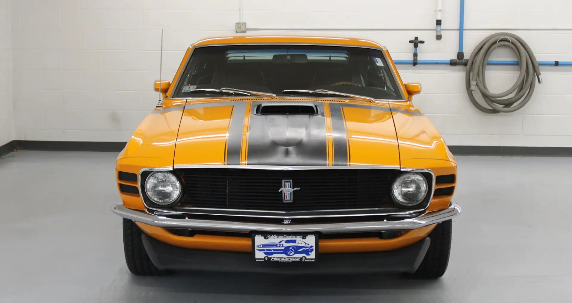 Ford Mustang BOSS 302 - 2