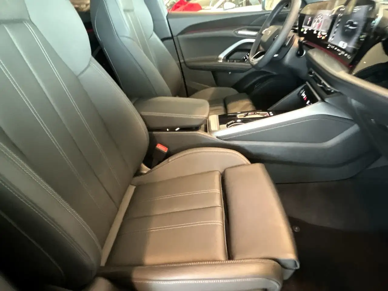 Audi Q5 снимка Audi Q5