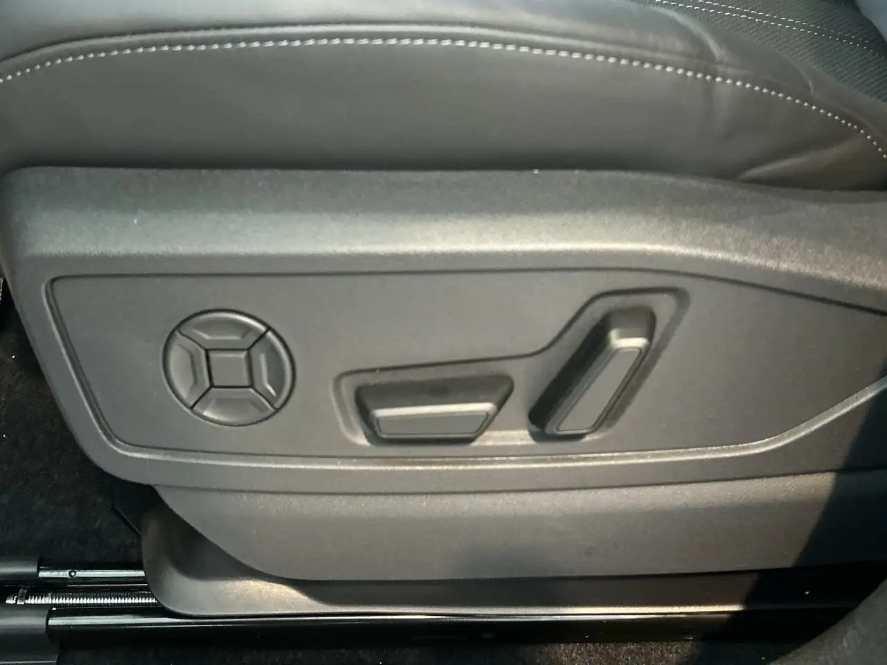 Audi Q5 снимка Audi Q5