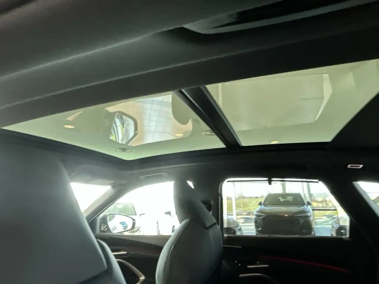 Audi Q5 снимка Audi Q5