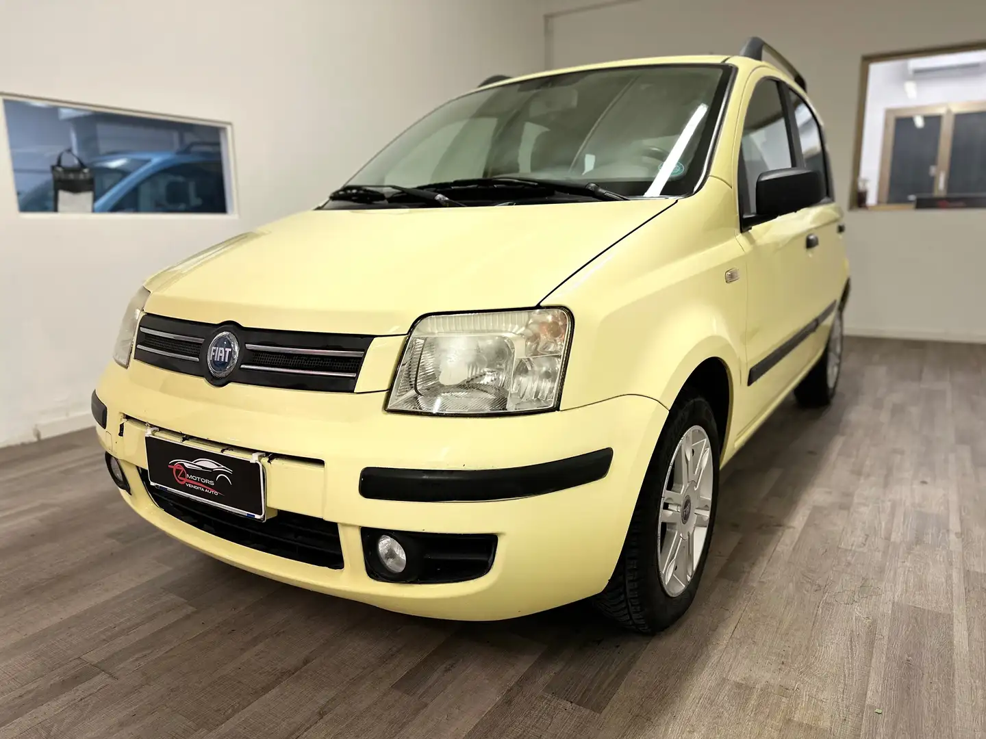 Fiat Panda Panda 1.2 dualogic Amarillo - 2