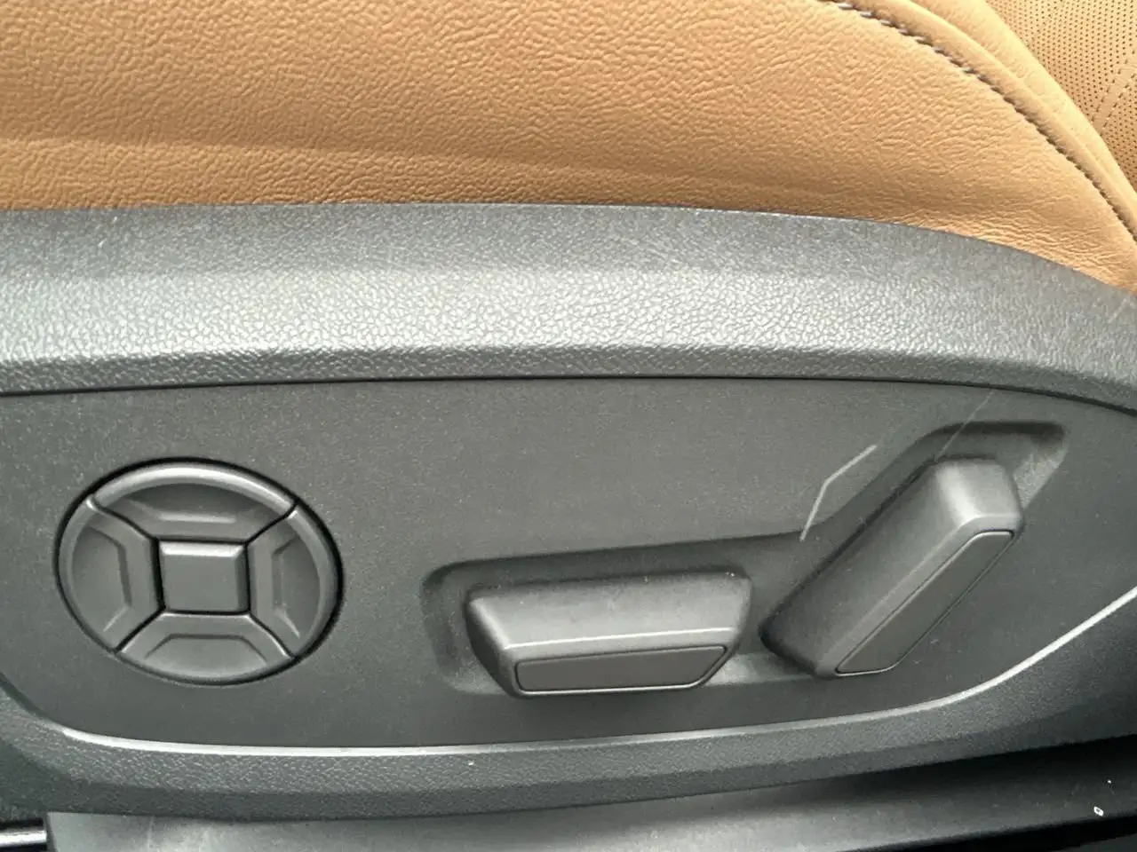 Audi A6 снимка Audi A6