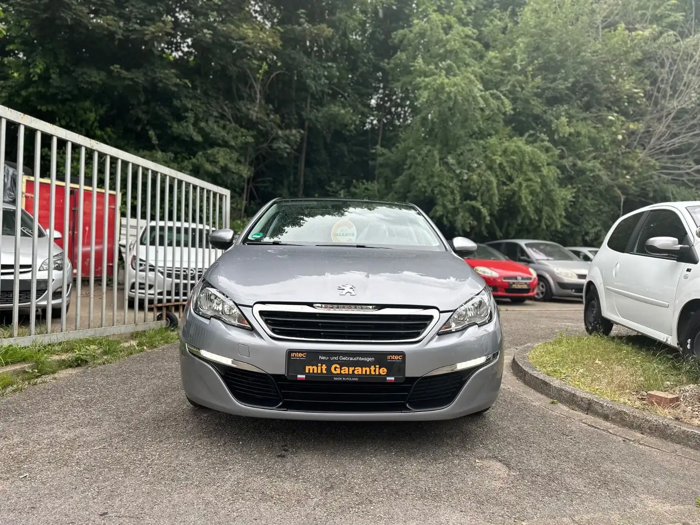 Peugeot 308 Active*Tüv Neu*1 Hand* Panorama*Top Zustand* Grey - 1