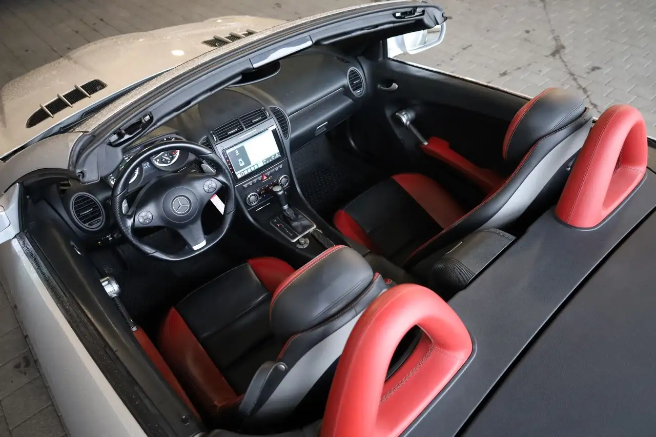 MERCEDES-BENZ SLK 55 AMG - 360 ch - HAYON ARRIÈRE ÉLECTRIQUE - SELLERIE CUIR