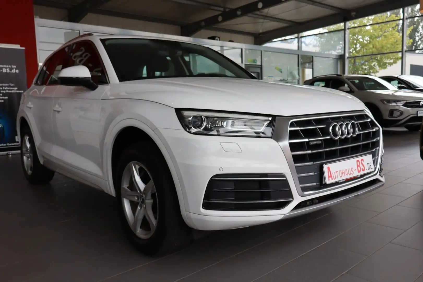 Audi Q5 40 TDI quattro sport,PDC,Navi,LED,AHK,1.Hand Weiß - 2