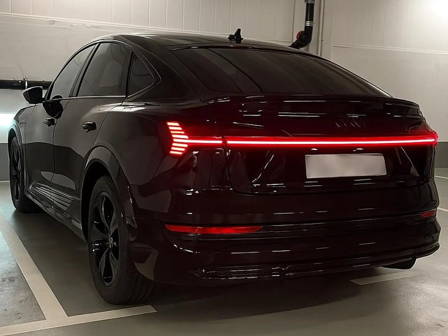 Audi e-tron E-Tron Sportback Sportback 50 quattro S line Schwarz - 1