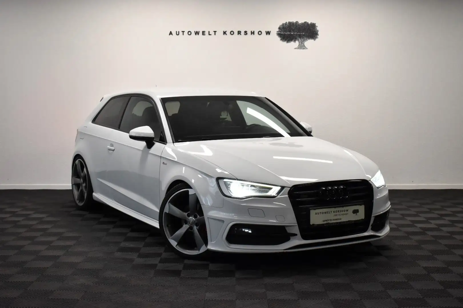Audi A3 S LINE Sportpaket *XENON*KEYLESS*SHZ*TEMPOMAT Blanco - 1