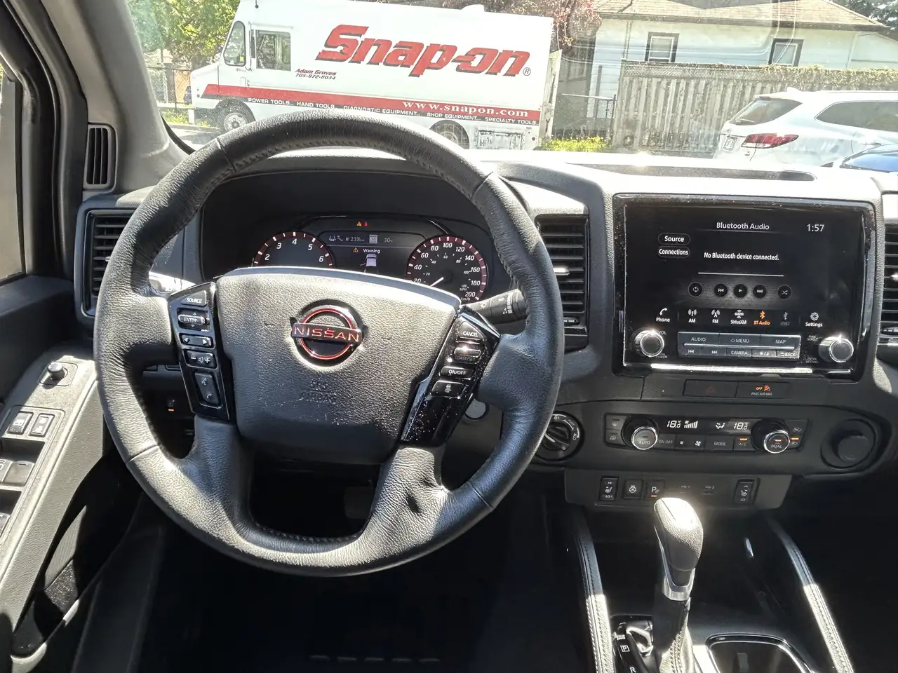 Nissan Frontier снимка Nissan Frontier