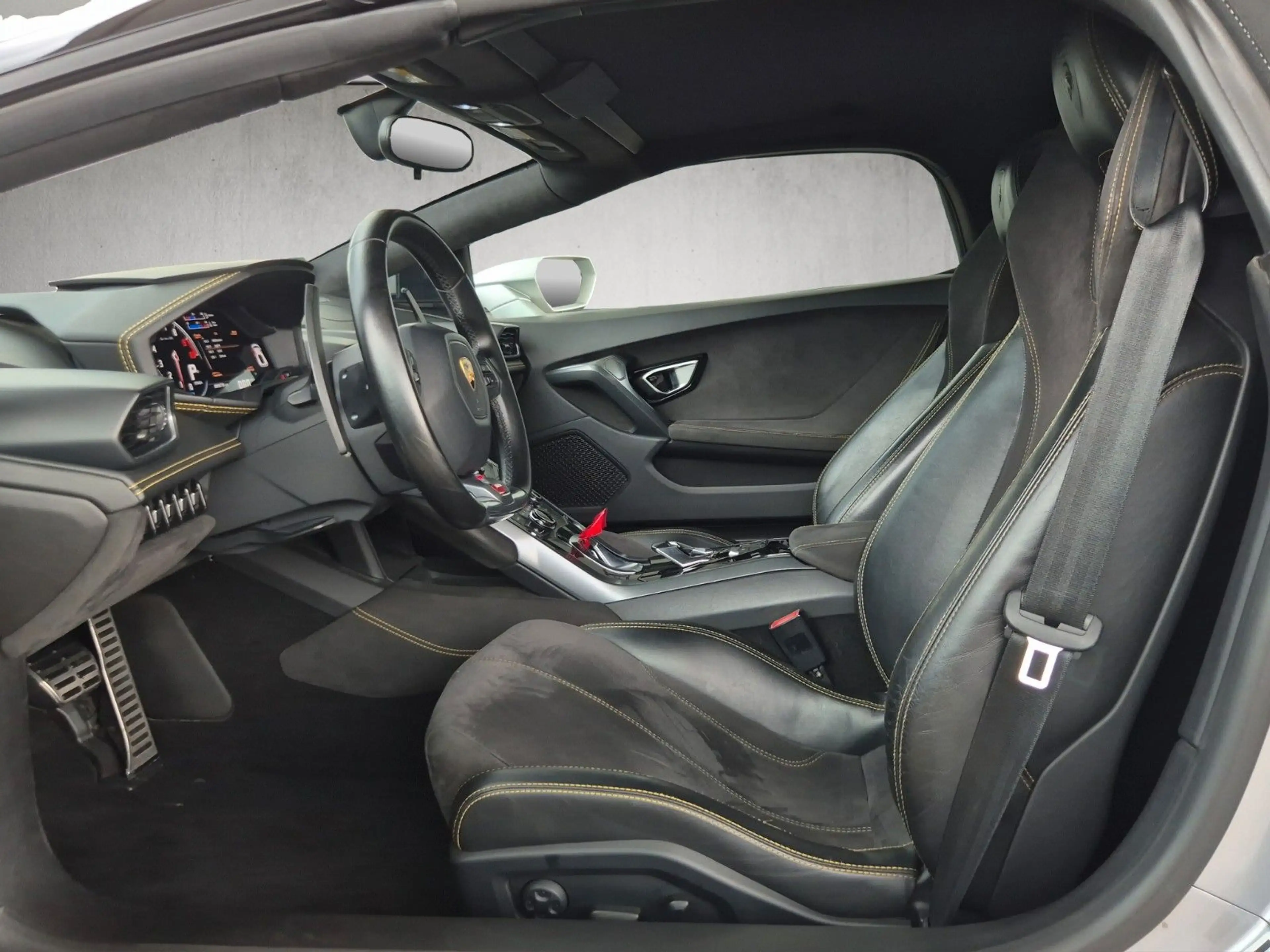 Lamborghini Huracán Spyder Navi LED PDC SHZ — photo 9