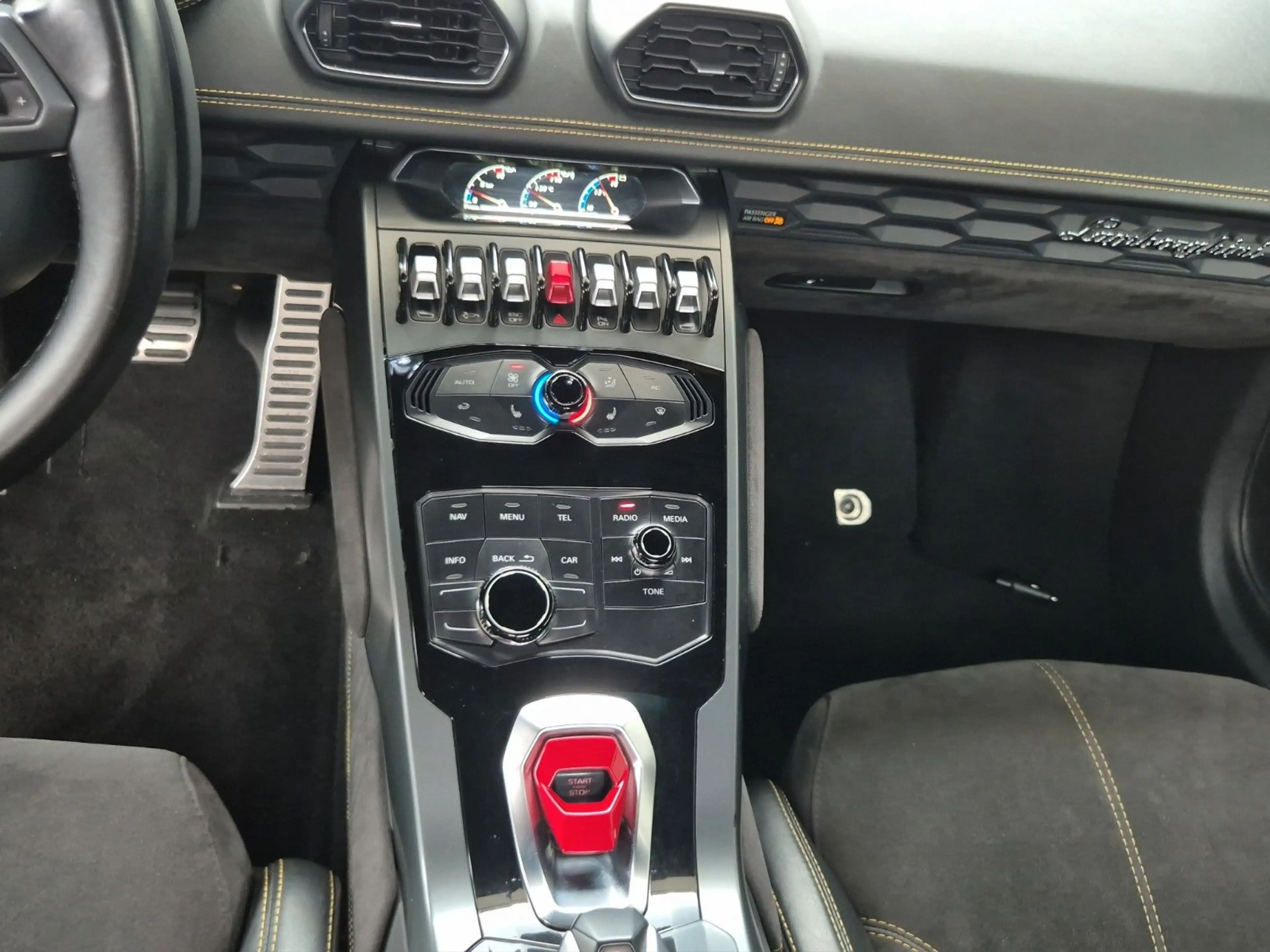 Lamborghini Huracán Spyder Navi LED PDC SHZ — photo 14