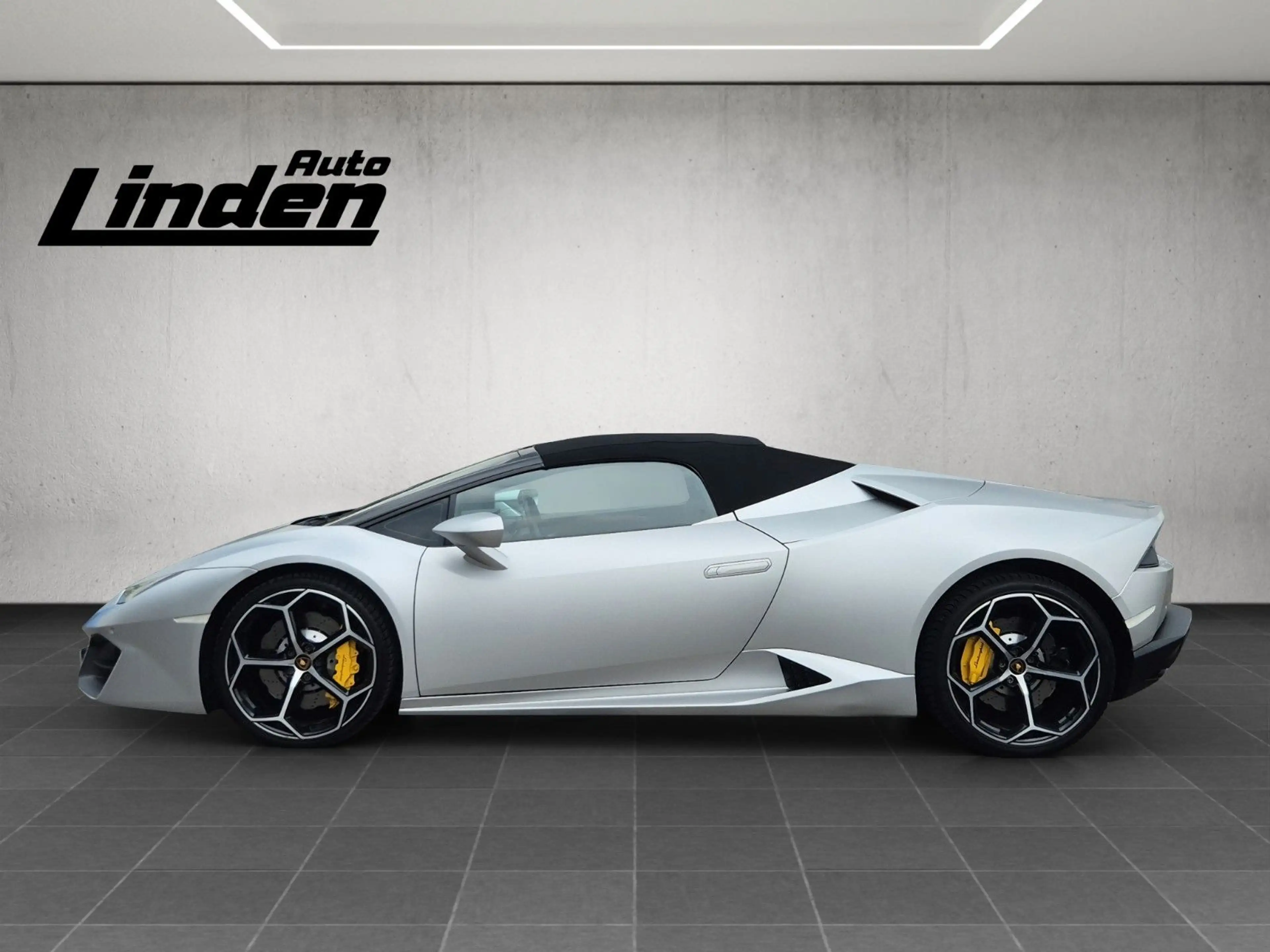 Lamborghini Huracán Spyder Navi LED PDC SHZ — photo 2