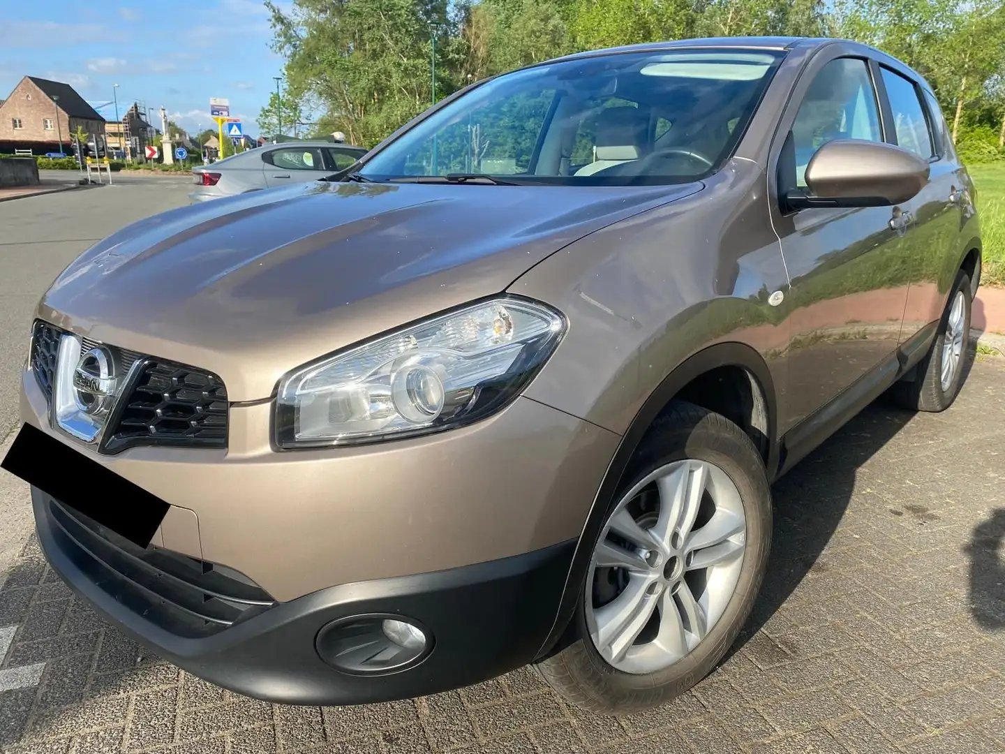 Nissan Qashqai 1.6i 2WD Tekna Bronze - 1