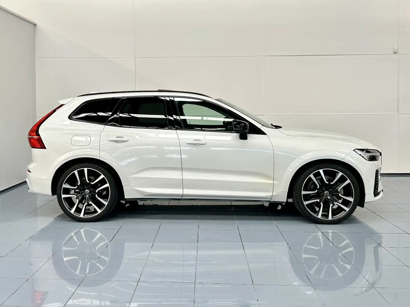 Volvo XC60 T6 Recharge Ultimate Dark Blanco - 2
