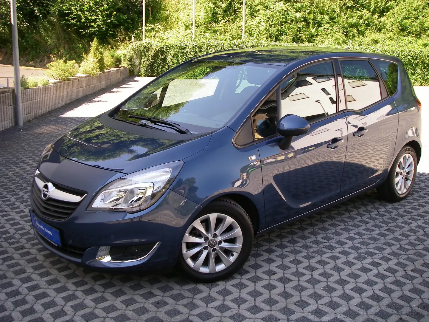 Opel Meriva 1.4 Automatik Active Blau - 2