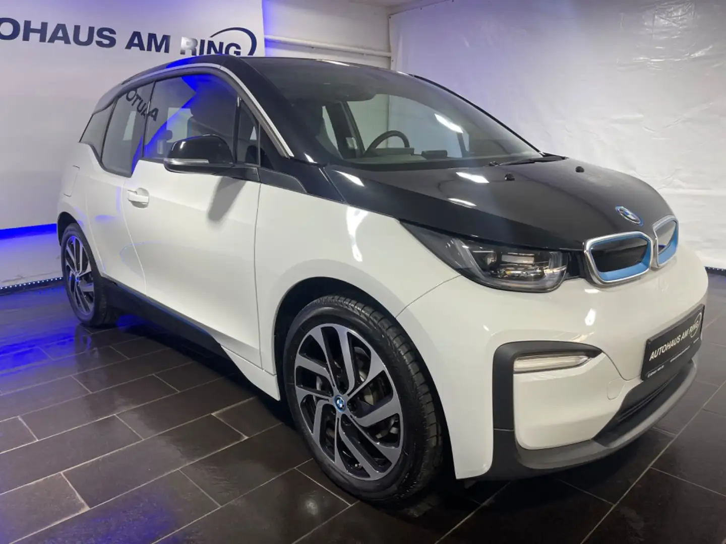 BMW i3 (120Ah) S-LADEN PROF. WÄRMEPUMPE SZHG DAB Weiß - 2