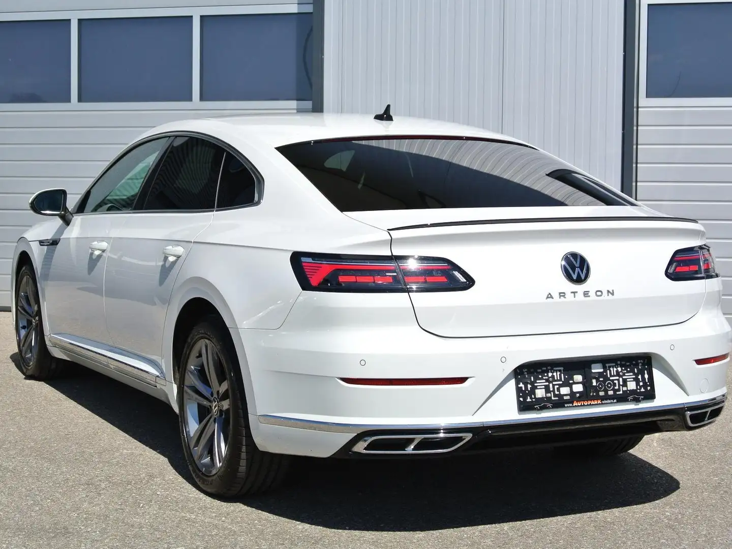 Volkswagen Arteon 2.0 TDI DSG ** R-Line ** LEDER * virt. CP * KAMERA Weiß - 2