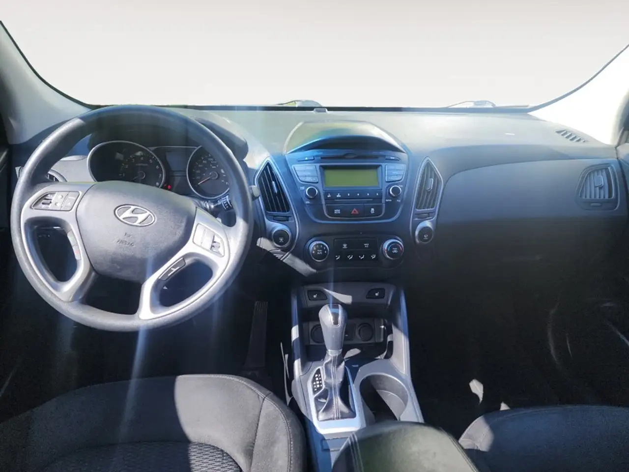 Hyundai TUCSON снимка Hyundai TUCSON