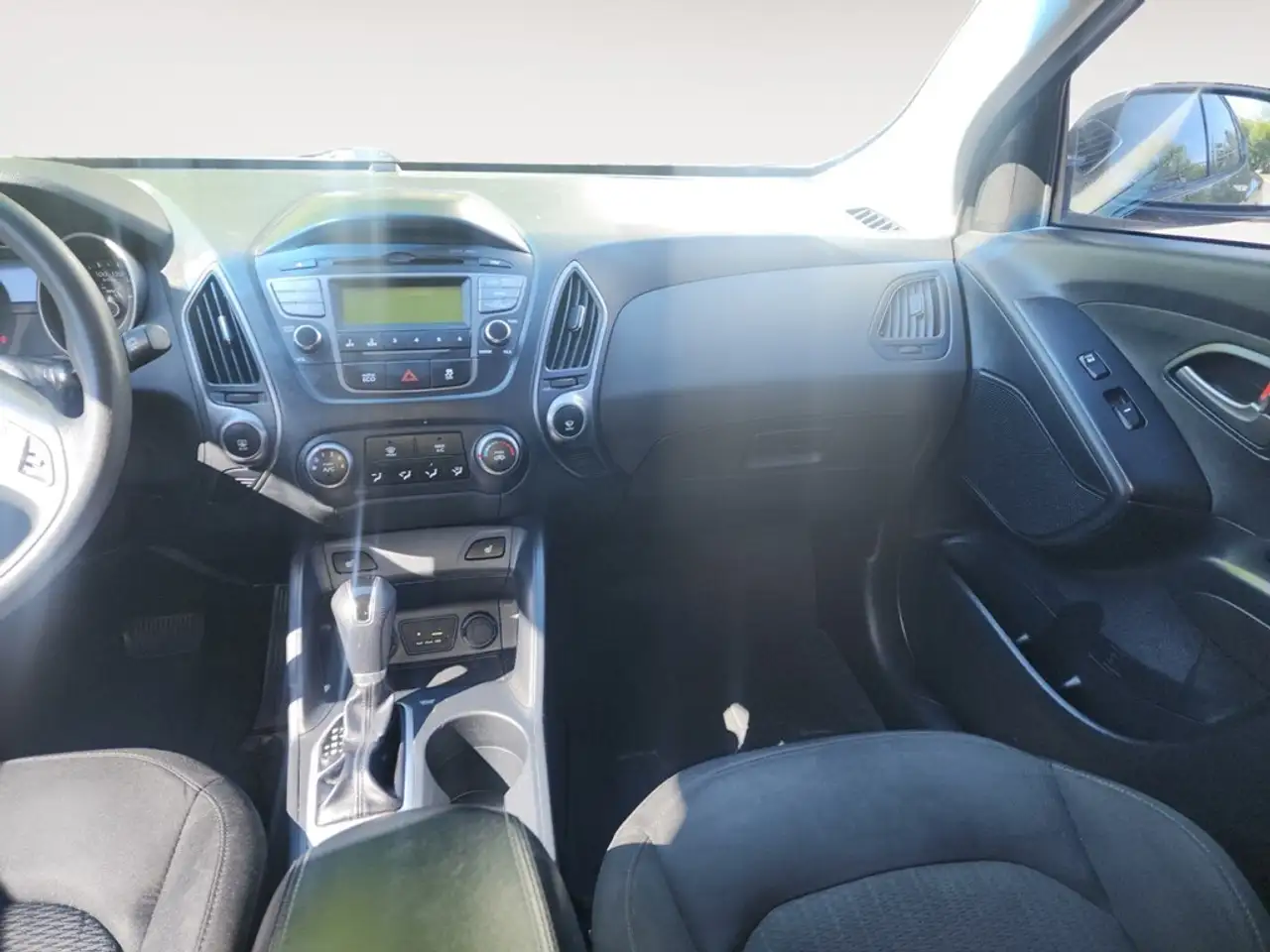 Hyundai TUCSON снимка Hyundai TUCSON