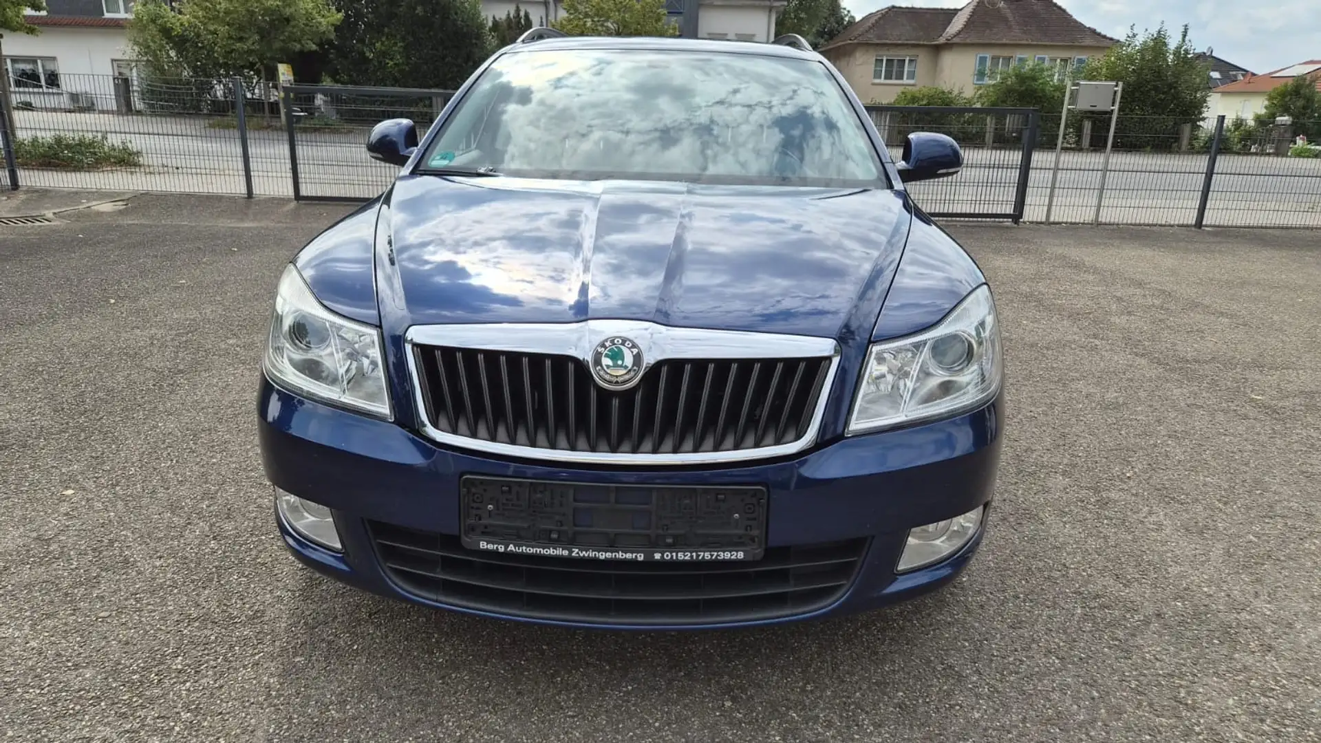Skoda Octavia Ambiente Bleu - 2