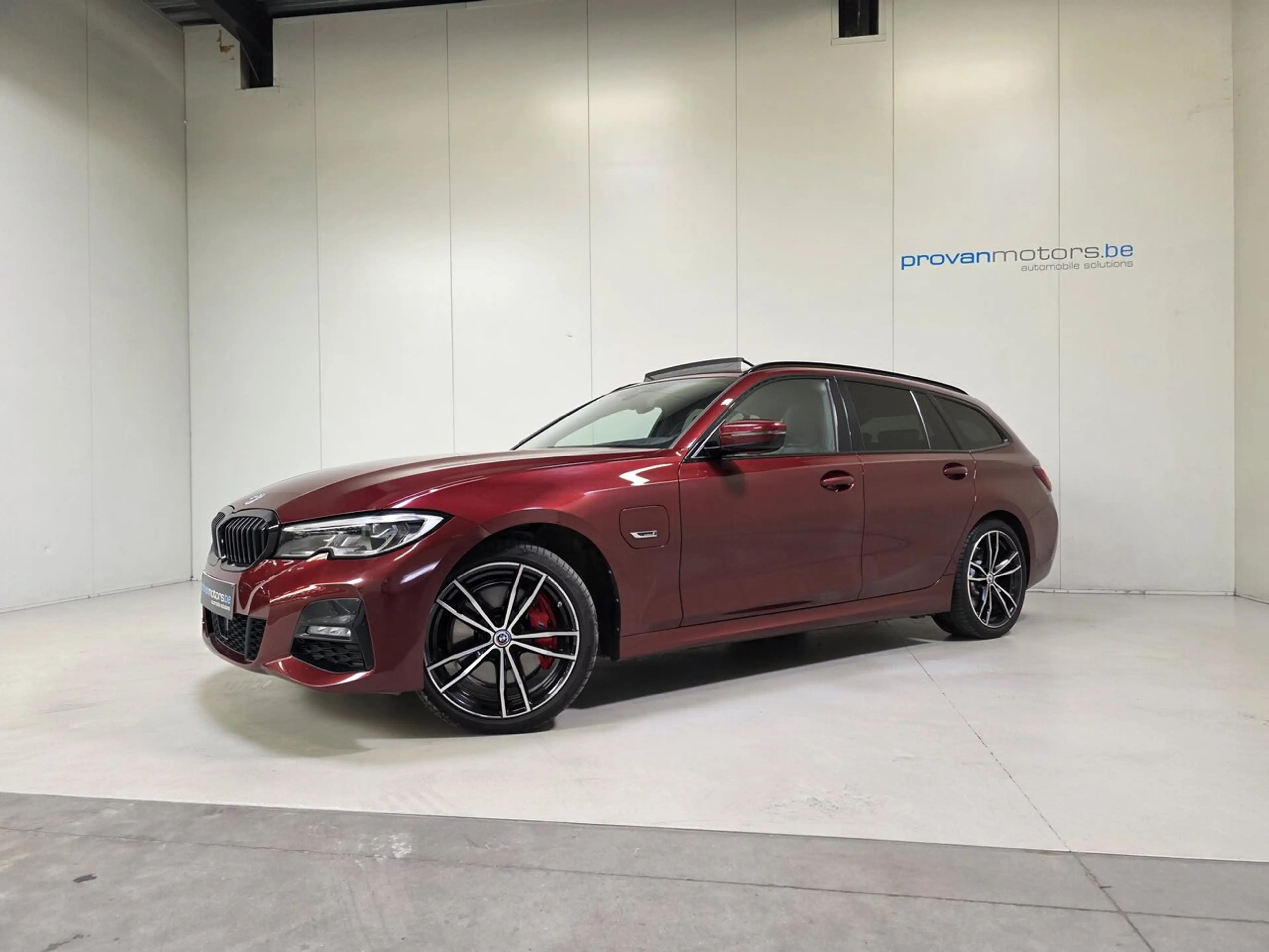 BMW 330 e xDrive Autom.  - M Pack - GPS - Pano - Topstaat! — photo 4