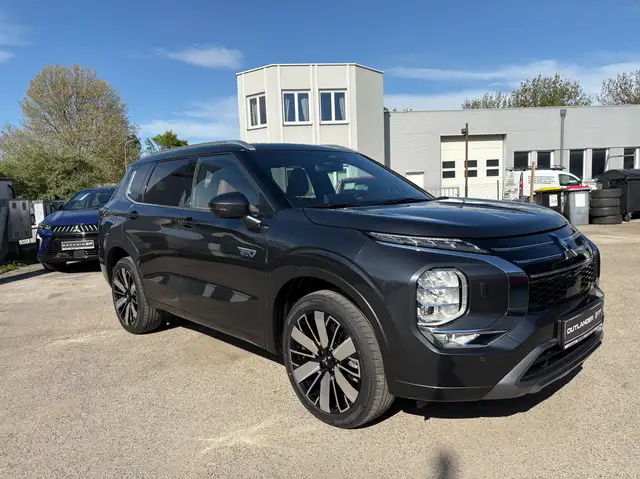Mitsubishi Outlander 2,4 PHEV S-AWC Diamond Aut. Luxury Ansicht 1