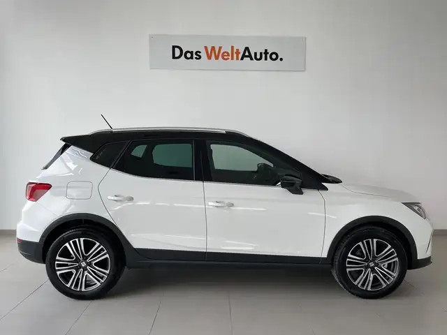SEAT Arona view 3