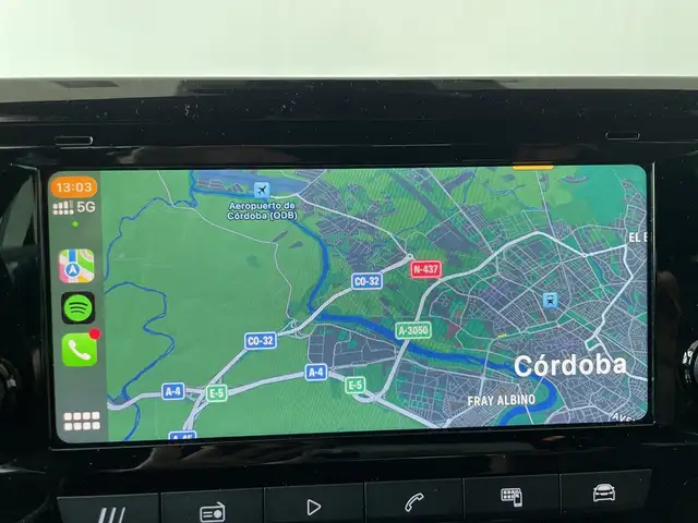 SEAT Arona view 13