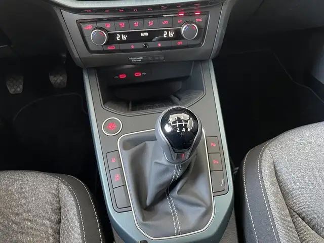 SEAT Arona view 15