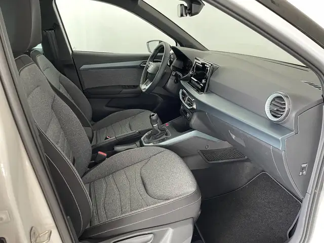 SEAT Arona view 5