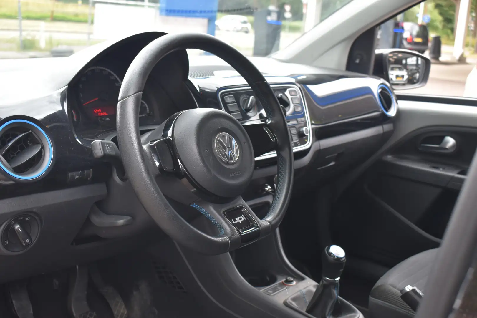 Volkswagen up! 1.0 up! Edition BlueMotion 100% Onderhouden | 5-De Gris - 2