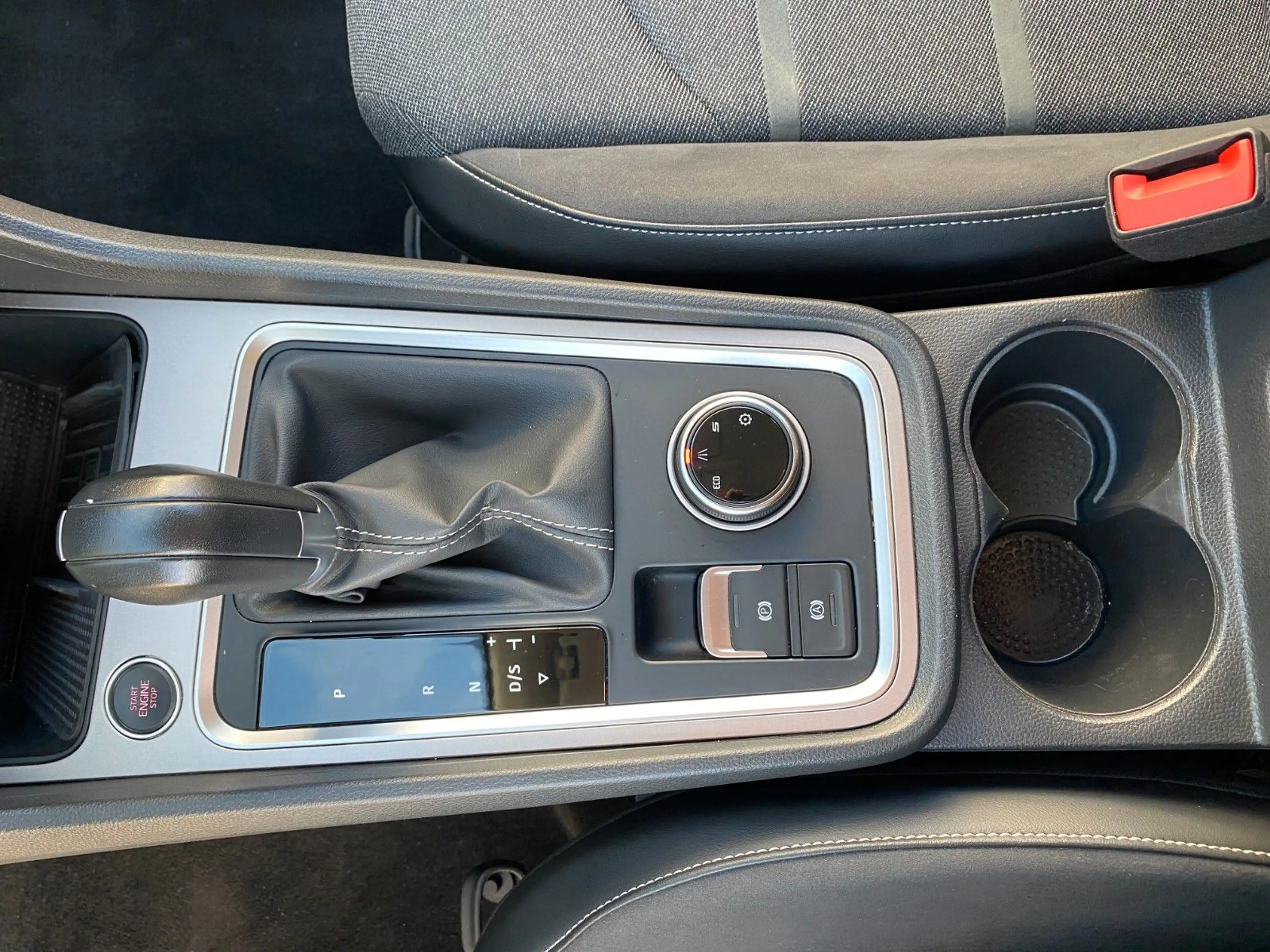 SEAT Ateca Xperience Kamera LED Navi — photo 13