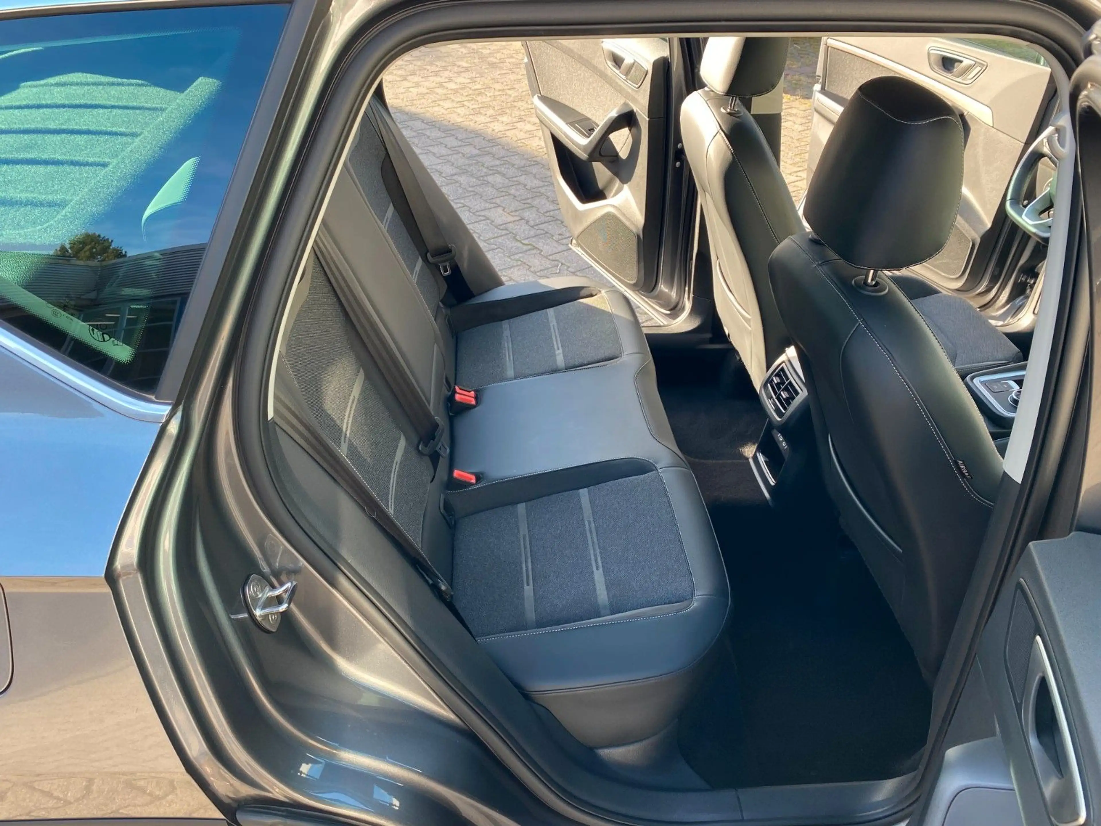 SEAT Ateca Xperience Kamera LED Navi — photo 6