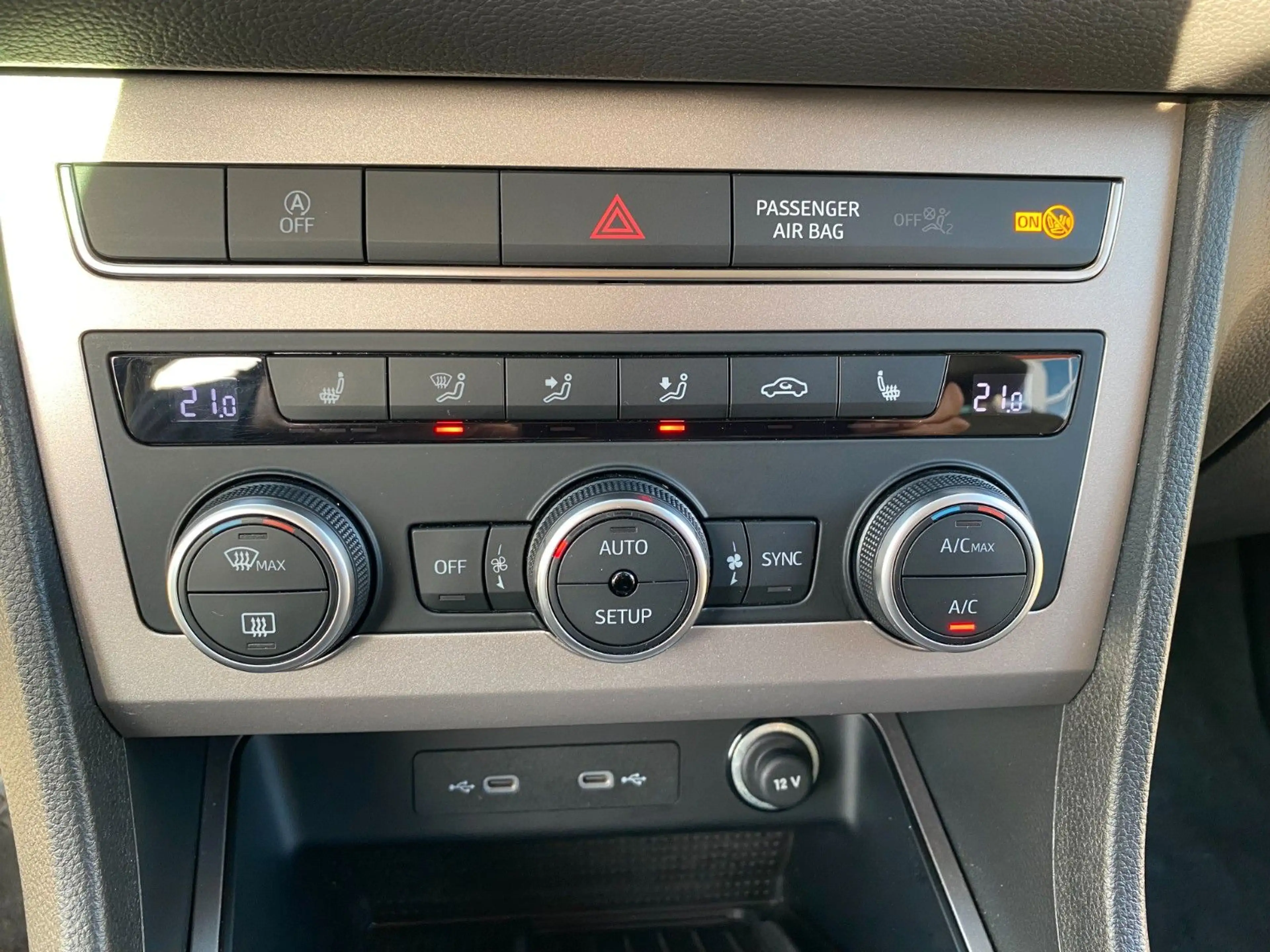 SEAT Ateca Xperience Kamera LED Navi — photo 12