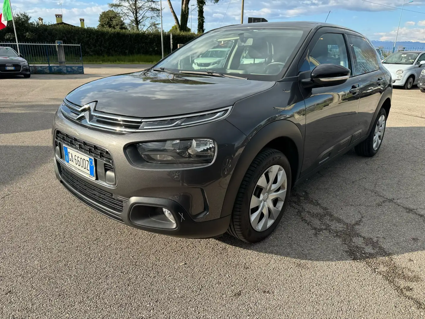 Citroen C4 Cactus C4 Cactus 1.5 bluehdi Shine Pack S TG: GA660DZ Grigio - 2
