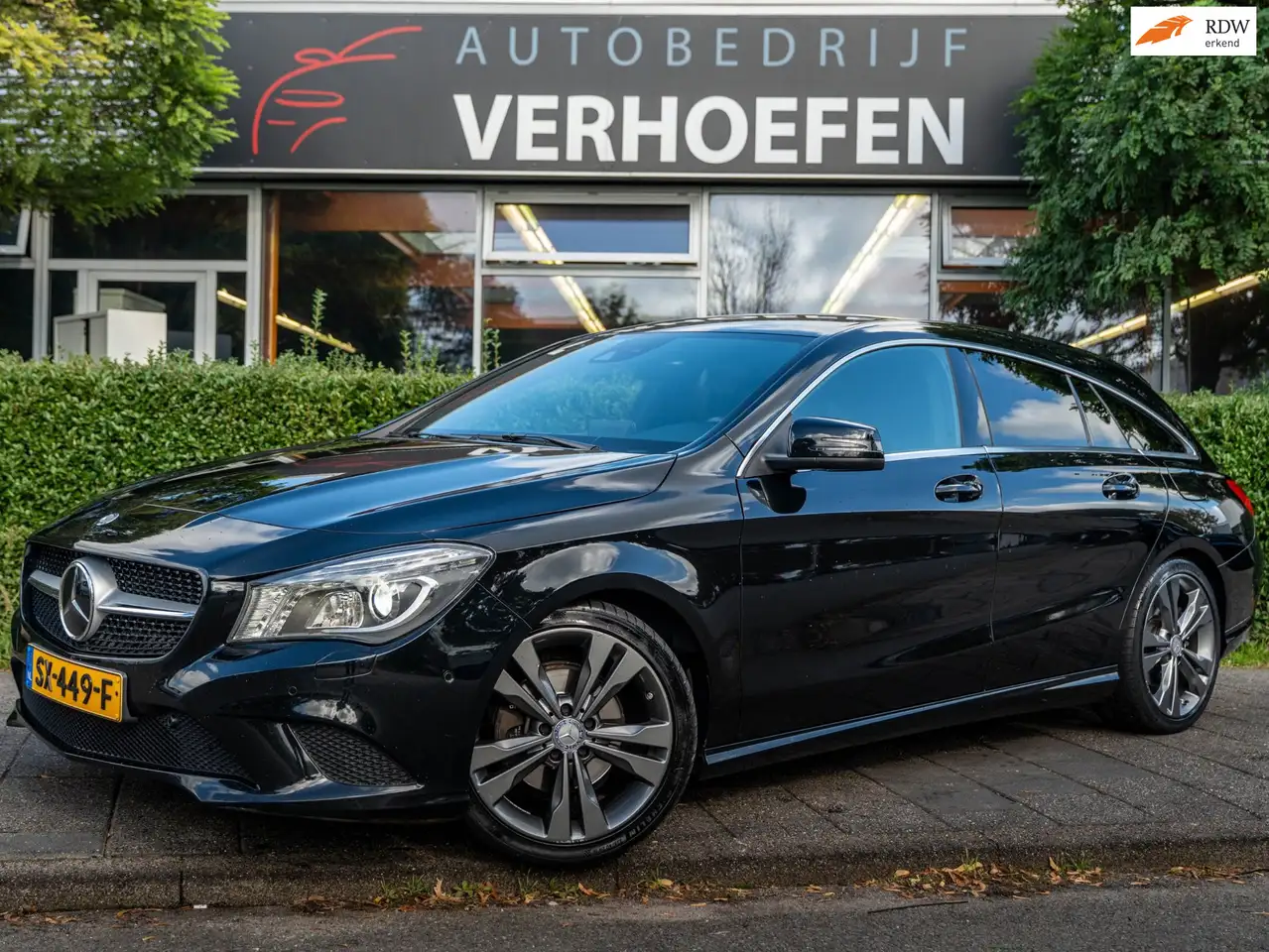 Mercedes-Benz CLA 180
