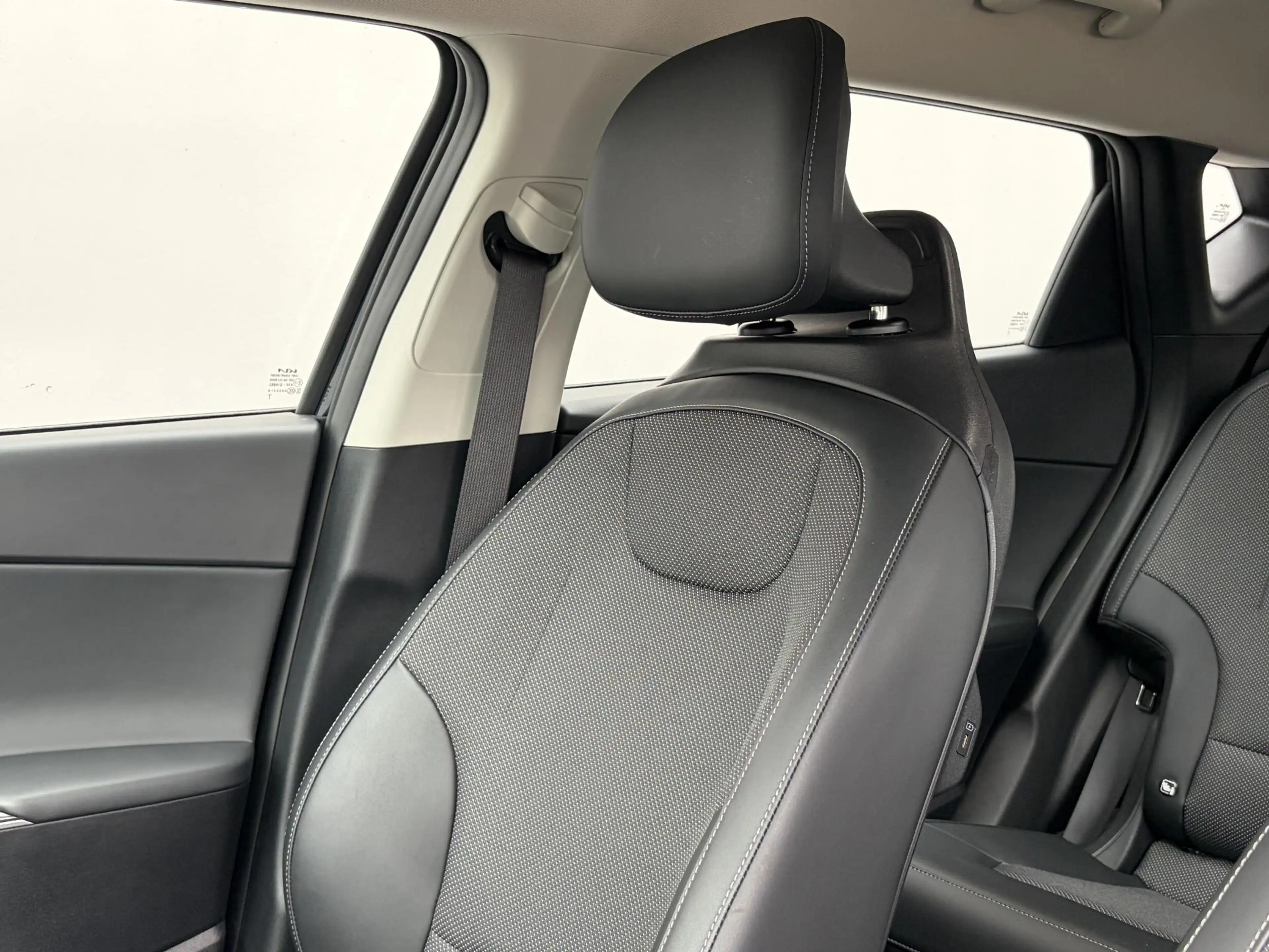 Kia EV6 Edition 77.4 kWh/ SOH 100% / Fabrieksgarantie tot — photo 34