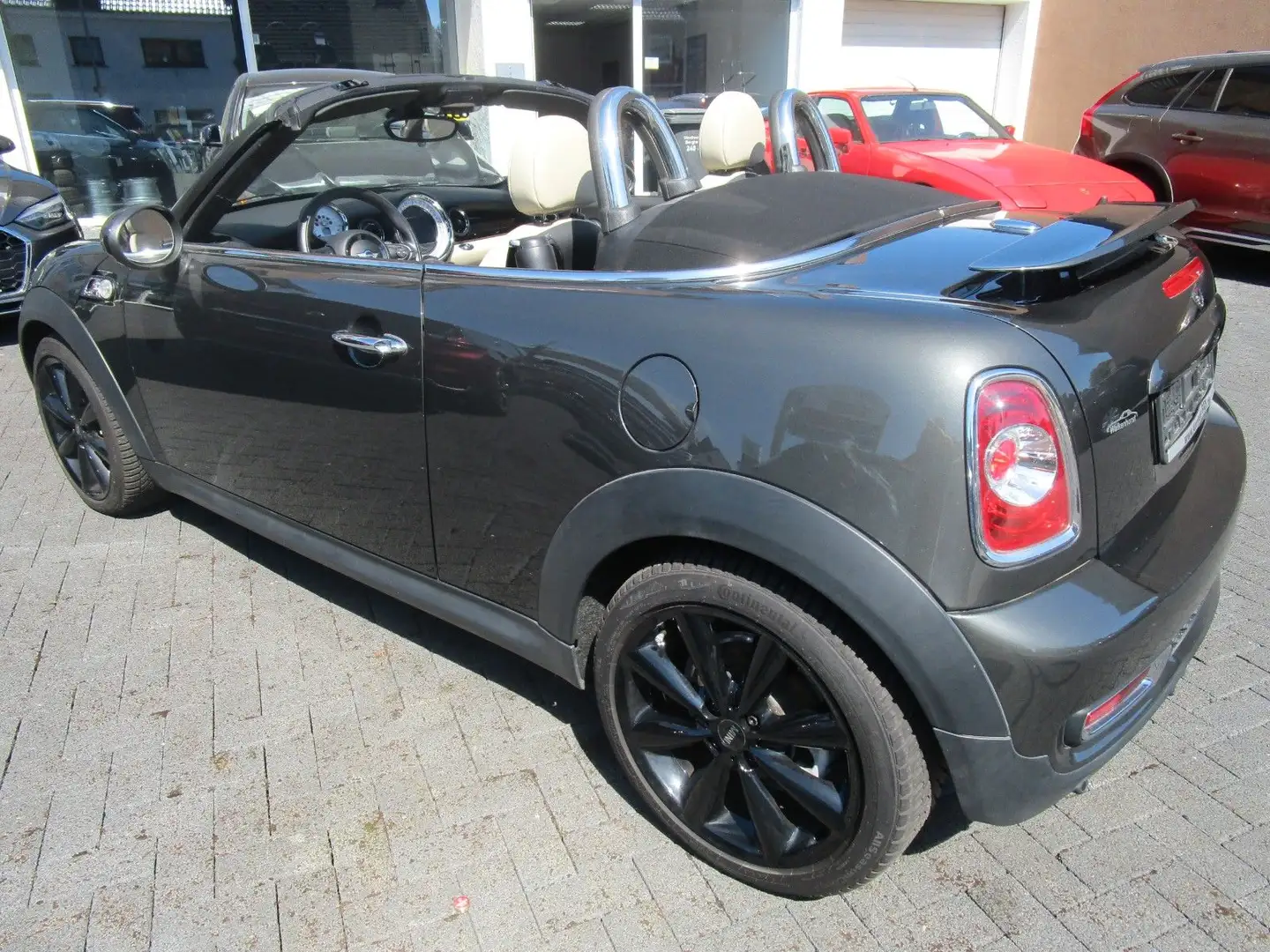 MINI Cooper SD COOPER SD Roadster  Navi-Leder,Xenon,Automatik Grijs - 2