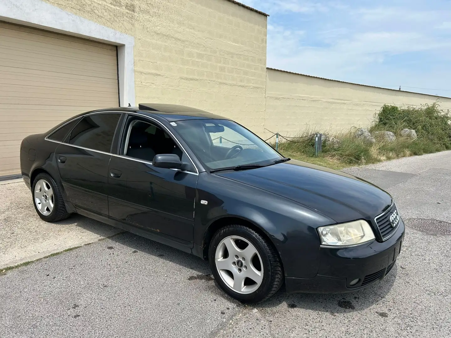 Audi A6 1,9 TDI - 1