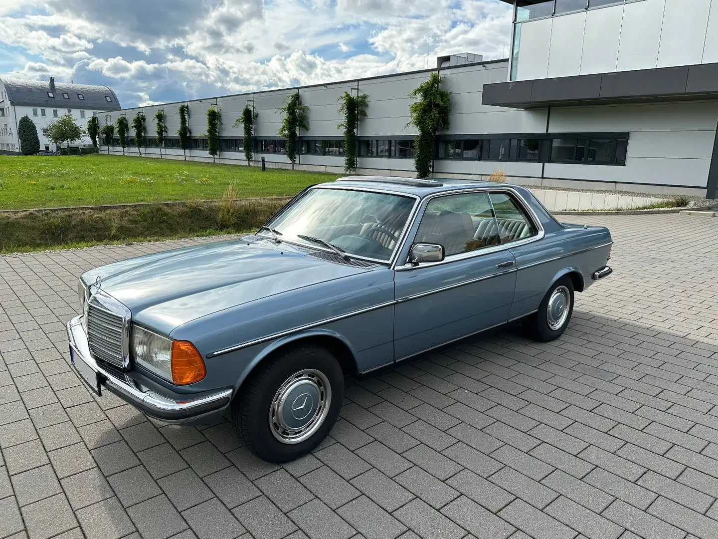 Mercedes-Benz CE 280 Leder Cognac Braun/Schiebedach/Original - 1