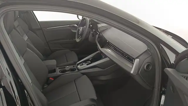 Audi A3 view 9