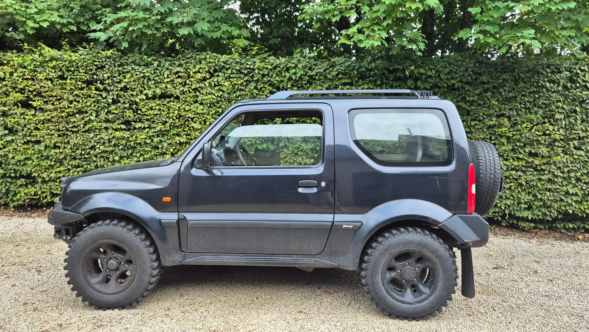Suzuki Jimny 1.3i 16v JLX Fekete - 1