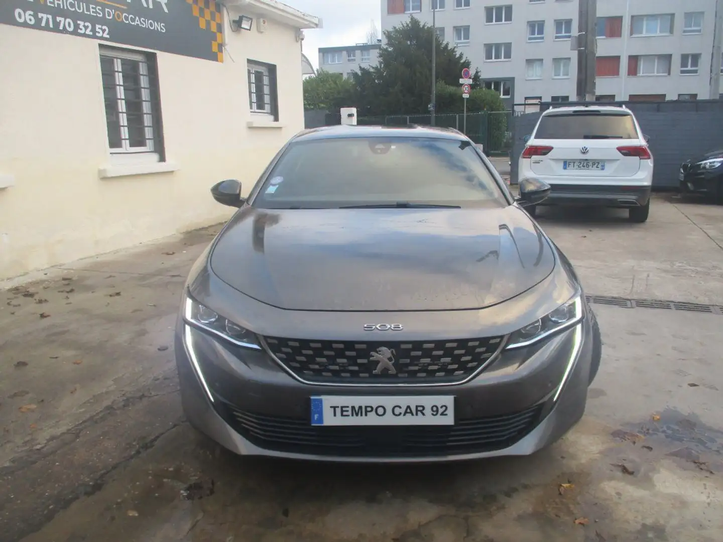 Peugeot 508 Hybrid 225 e-EAT8 GT Grijs - 2