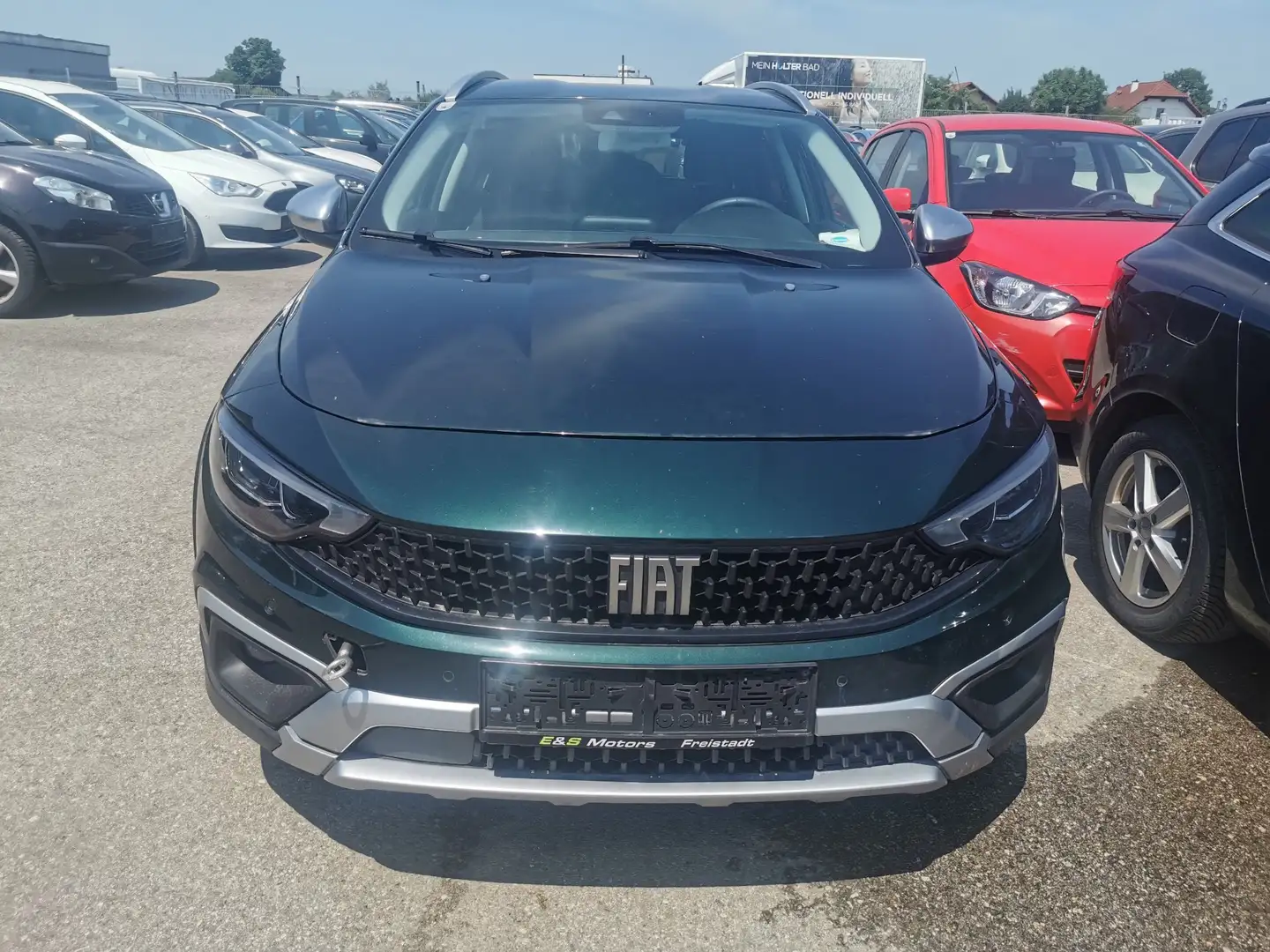 Fiat Tipo Basis cross (MOTORSCHADEN) Grün - 2