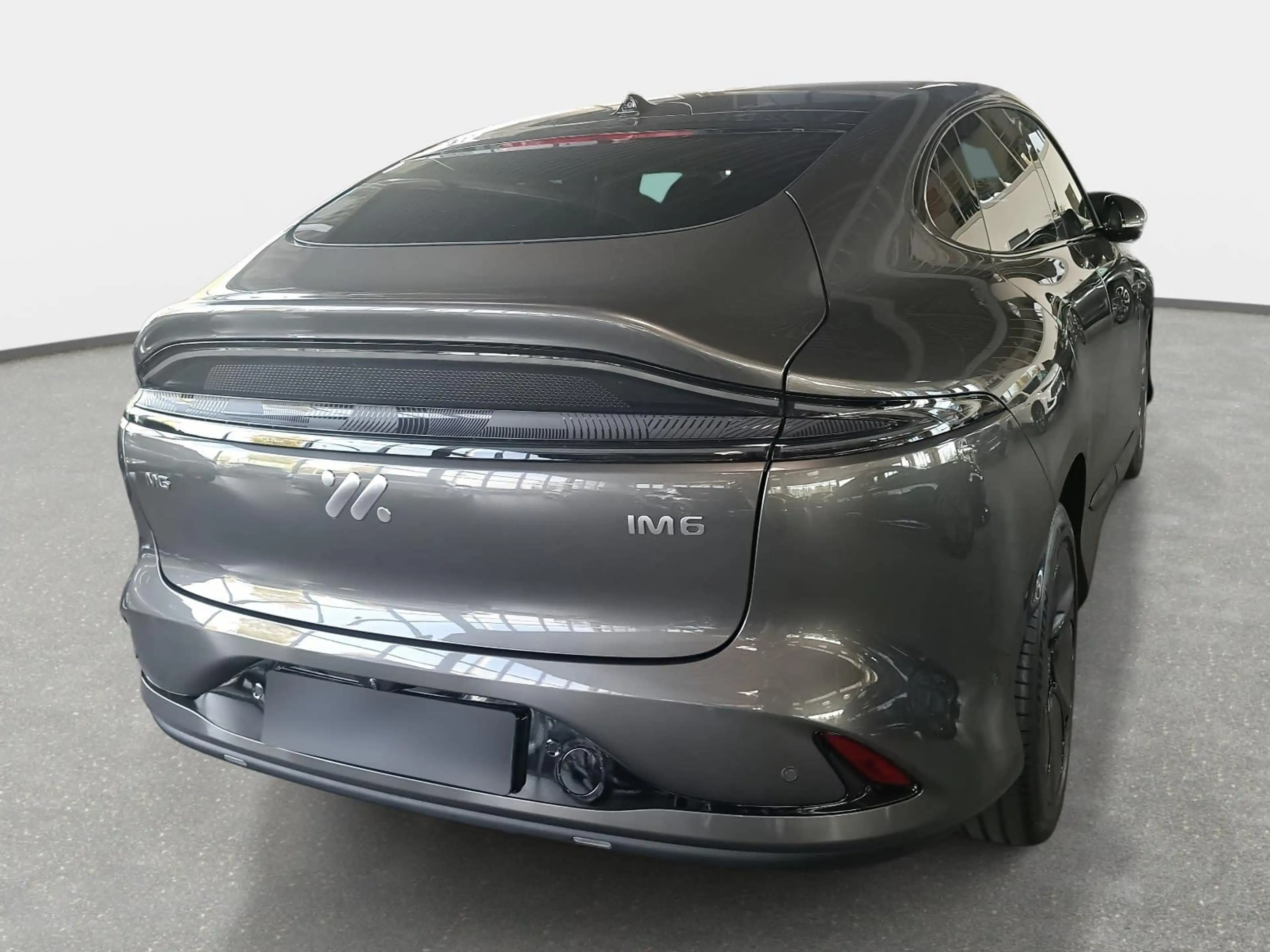 MG IM6 IM6 EV 100 KWH MY26 PREMIUM — photo 4